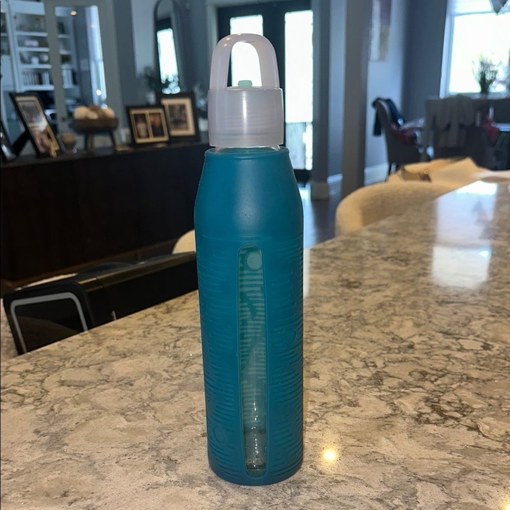 Lululemon Glass Water Bottle Teal Silicone Sleeve 11.5” – Screw Top Lid